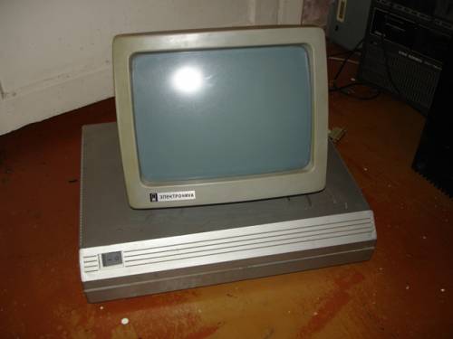  Электроника МС-7105 
